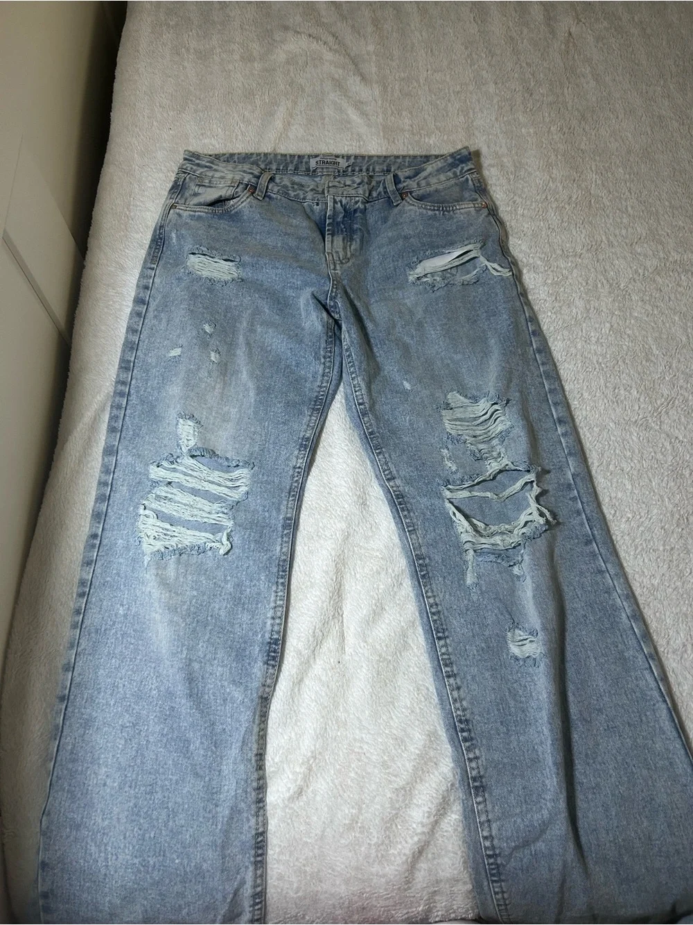 refuge Light Blue Distressed Straight Leg Jeans - Picture 1 of 1